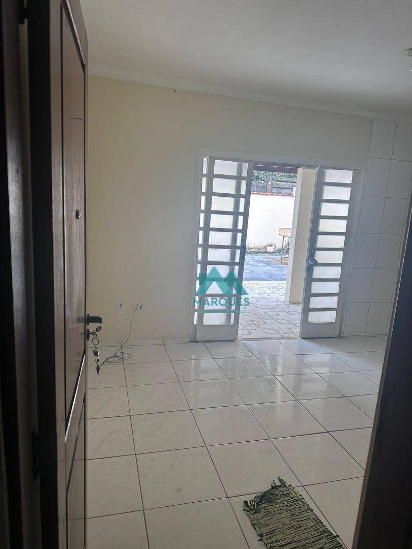 Casa de Condomínio à venda com 2 quartos, 110m² - Foto 4