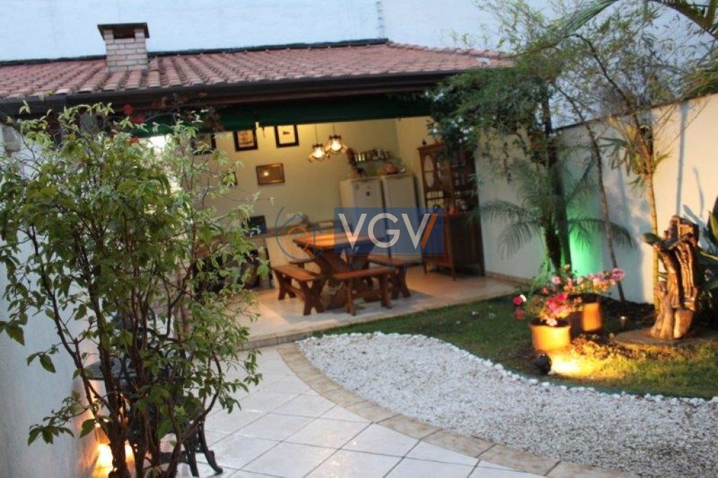 Casa à venda com 3 quartos, 155m² - Foto 6