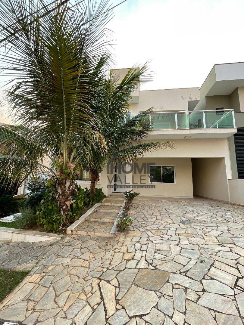 Casa de Condomínio à venda com 3 quartos, 250m² - Foto 2