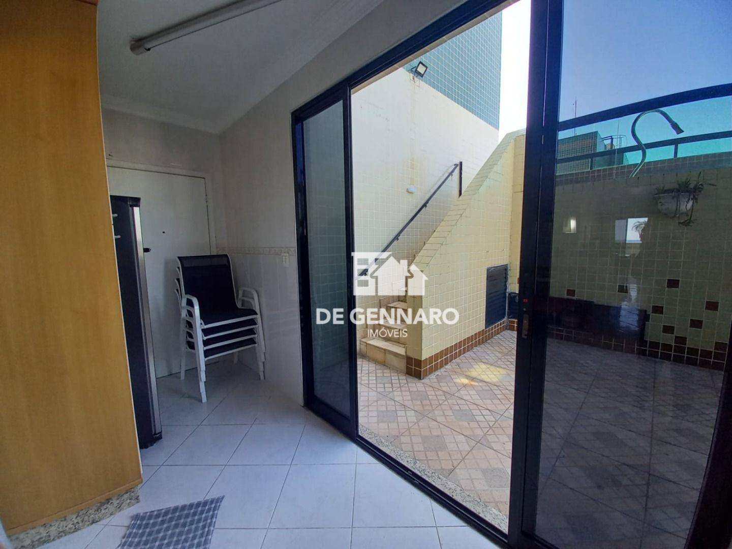 Cobertura à venda com 4 quartos, 300m² - Foto 46