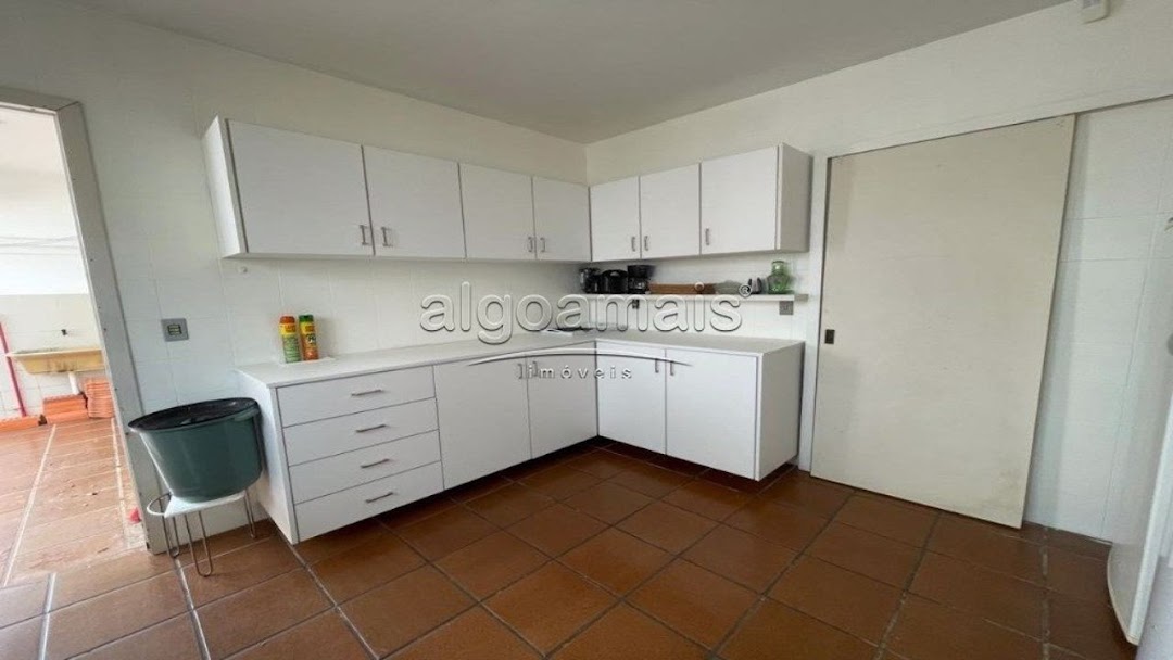 Casa à venda com 3 quartos, 169m² - Foto 9