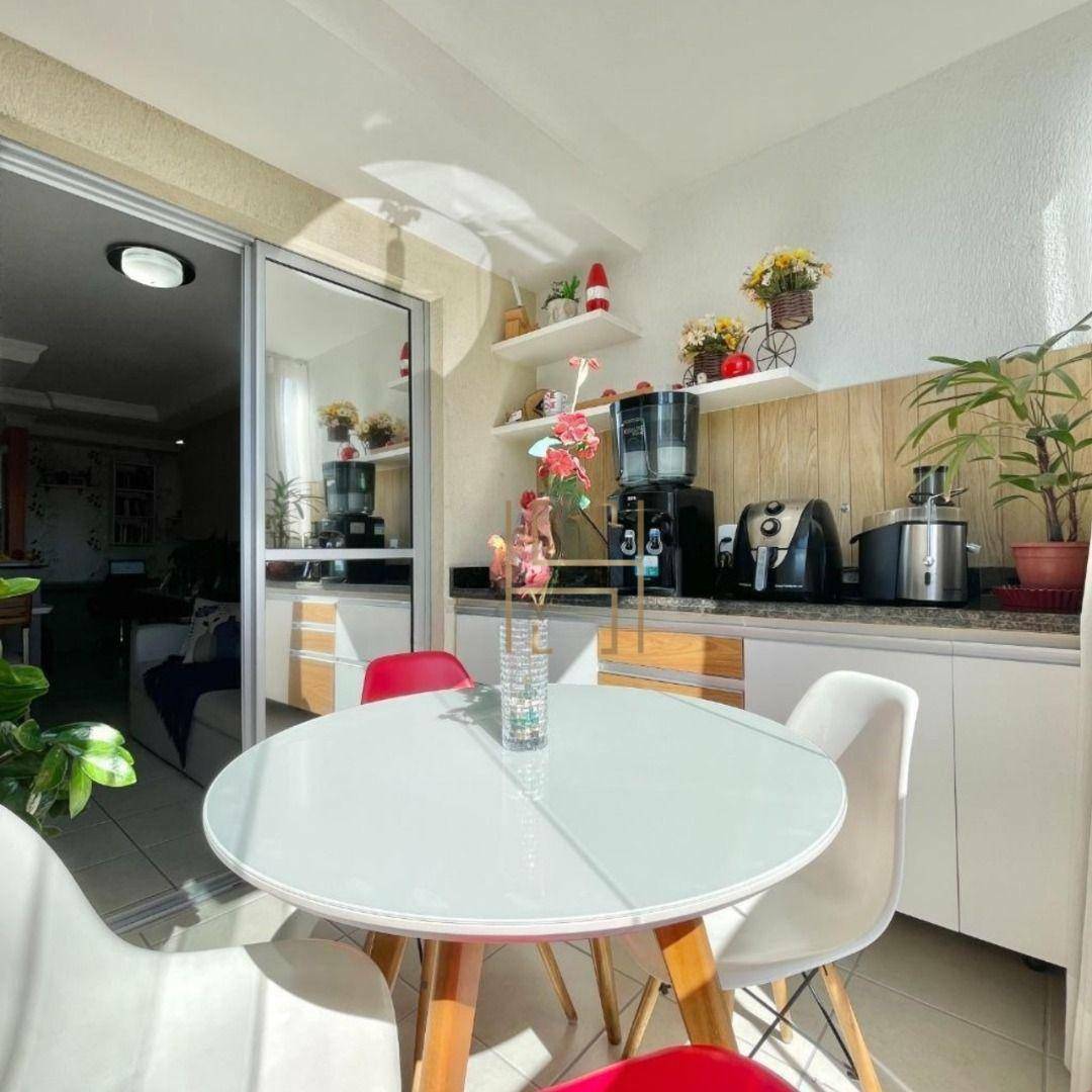 Apartamento à venda com 3 quartos, 80m² - Foto 7