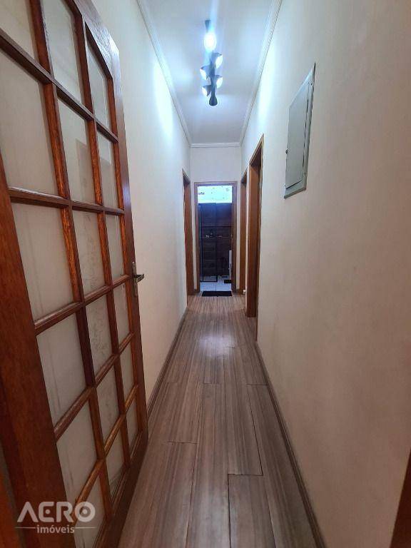 Casa à venda com 3 quartos, 162m² - Foto 16