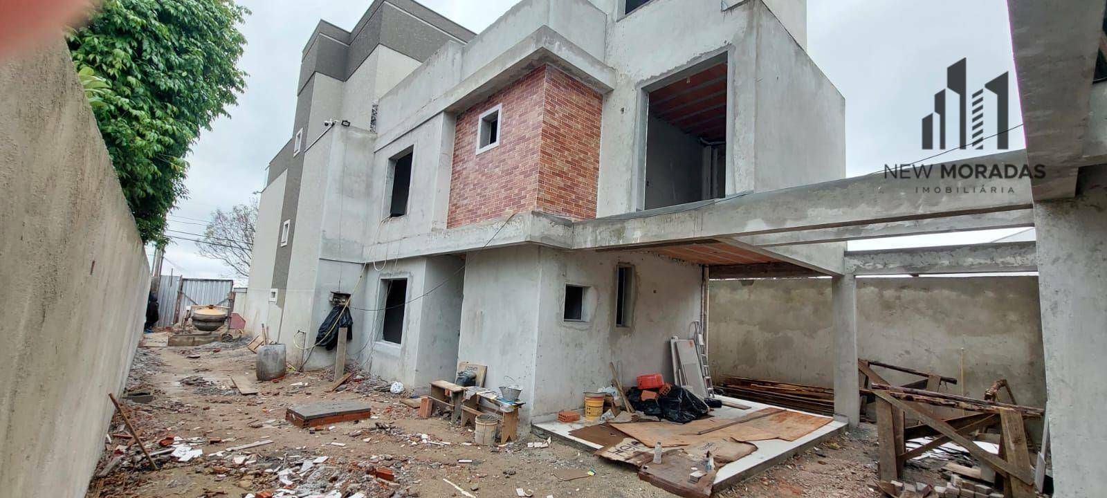 Sobrado à venda com 3 quartos, 126m² - Foto 1