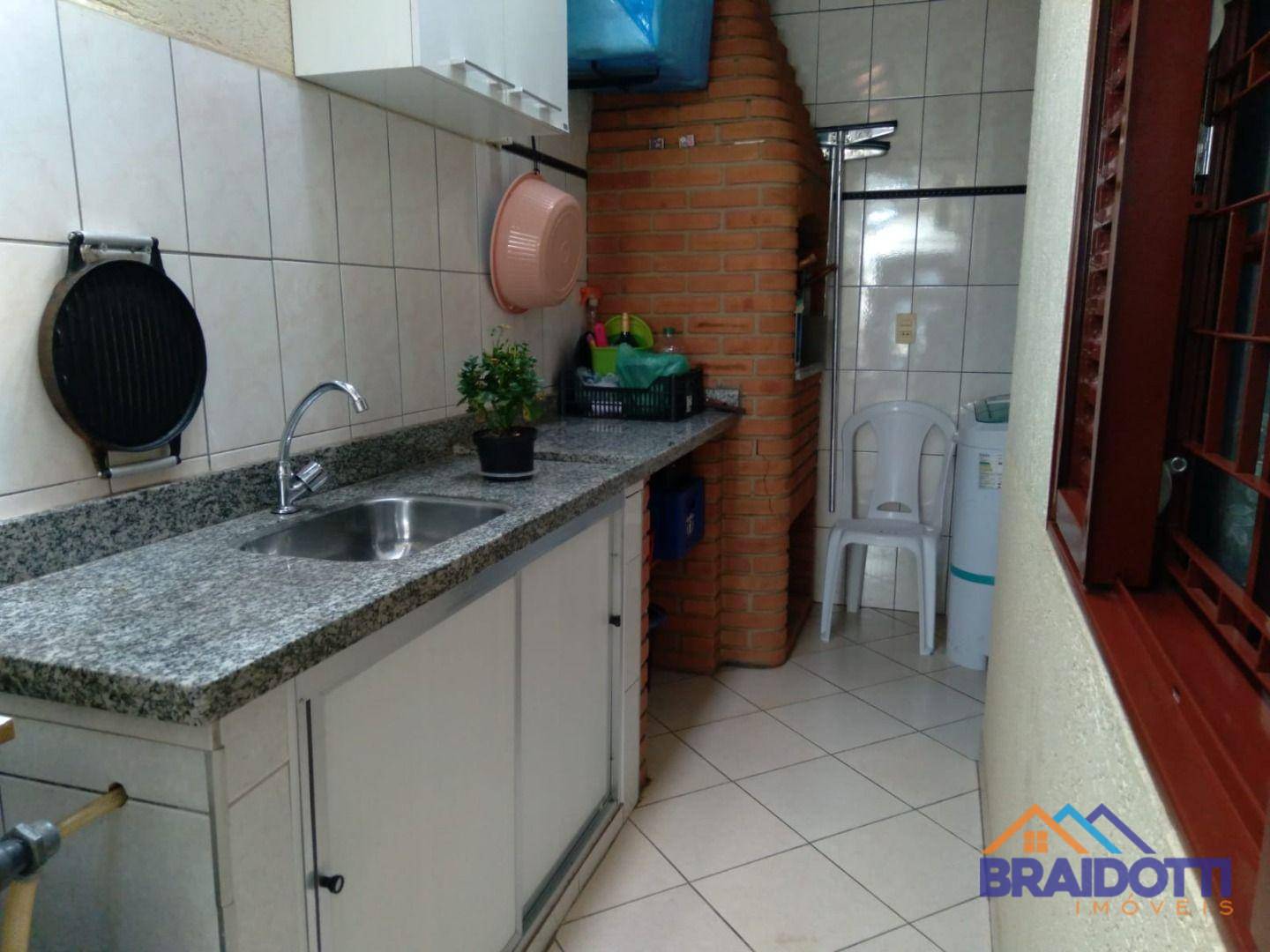 Casa à venda com 3 quartos, 130m² - Foto 9