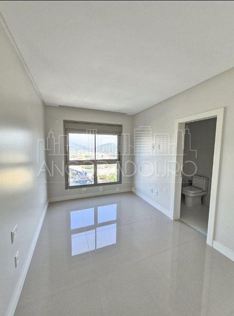 Apartamento à venda com 4 quartos, 160m² - Foto 37