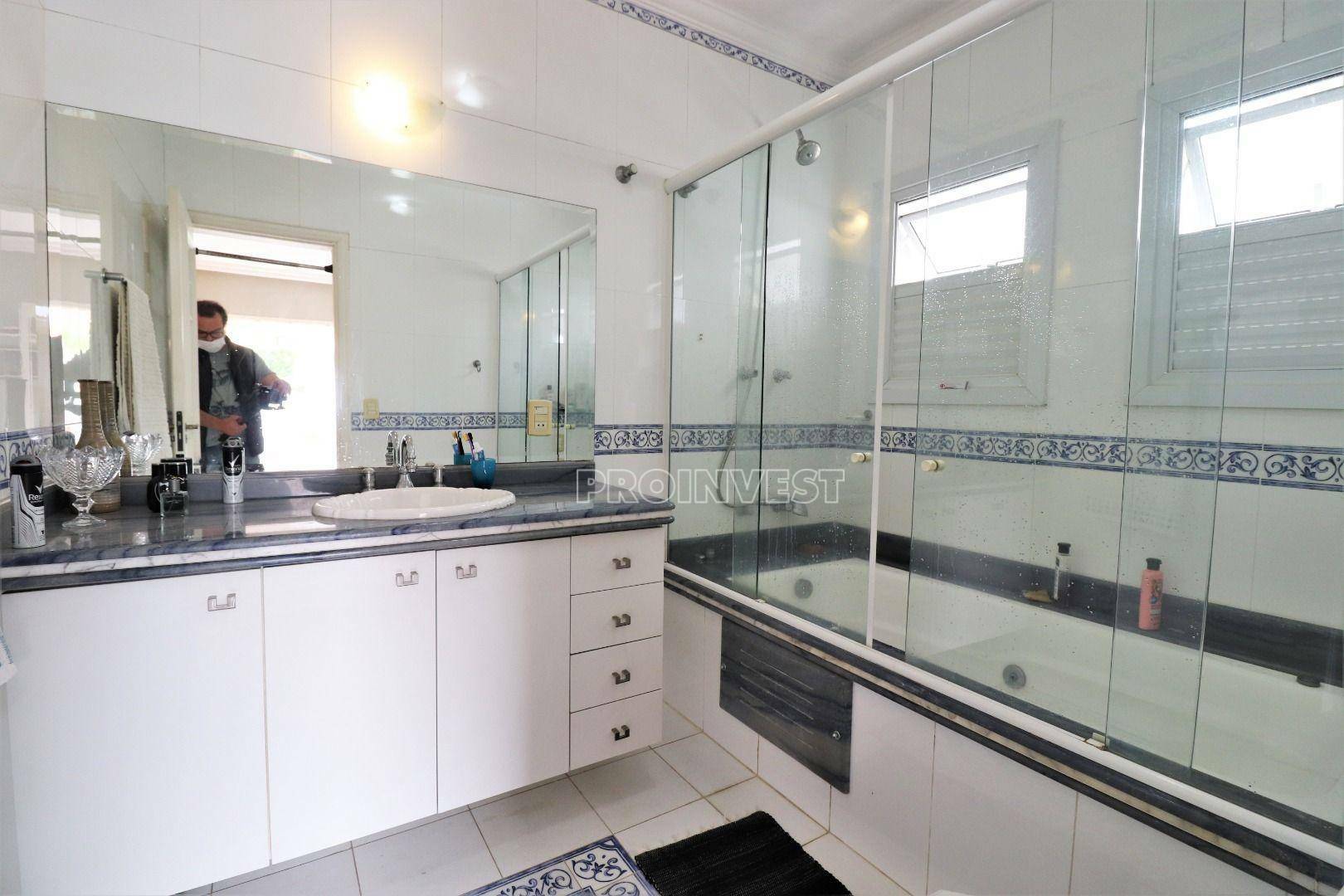 Casa de Condomínio à venda com 4 quartos, 492m² - Foto 32