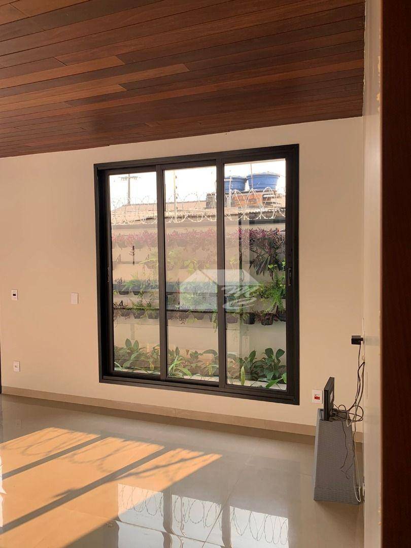 Casa à venda com 3 quartos, 320m² - Foto 13