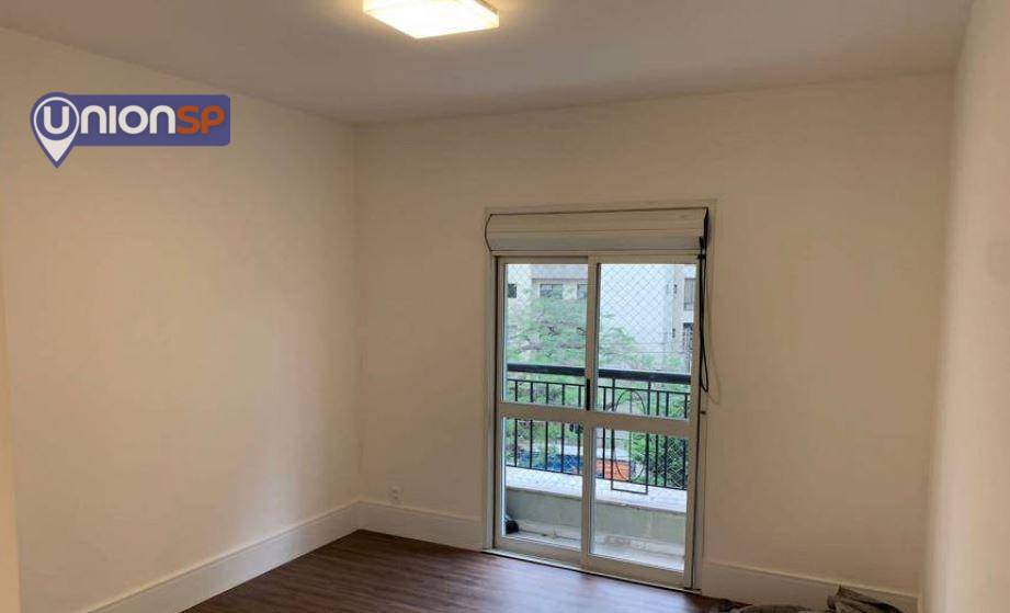 Apartamento à venda com 3 quartos, 221m² - Foto 12