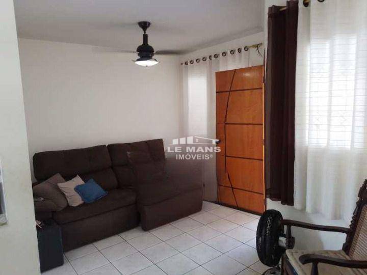 Casa, 3 quartos, 137 m² - Foto 3