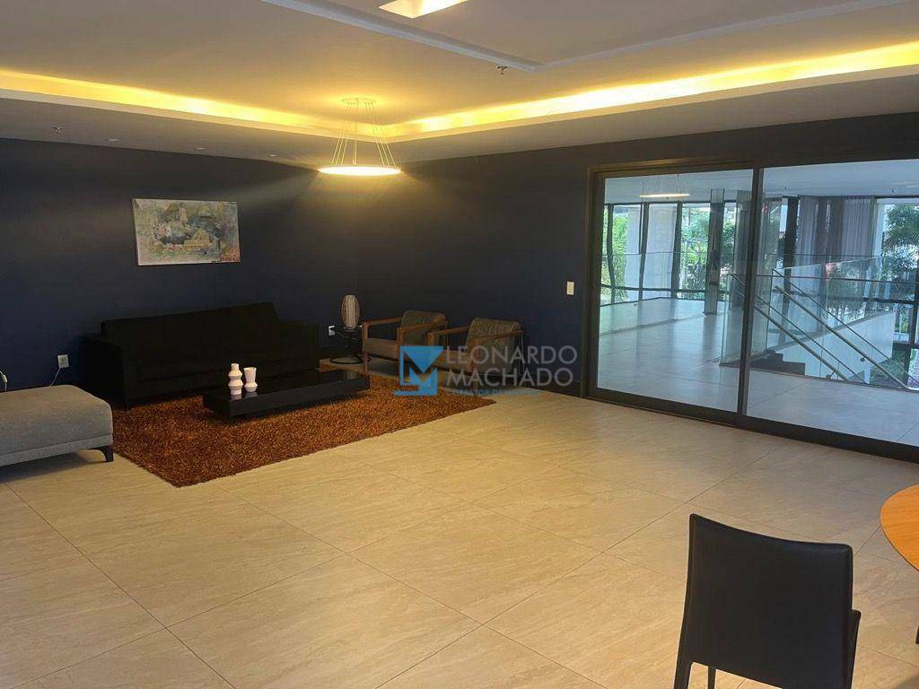 Apartamento à venda com 4 quartos, 220m² - Foto 21