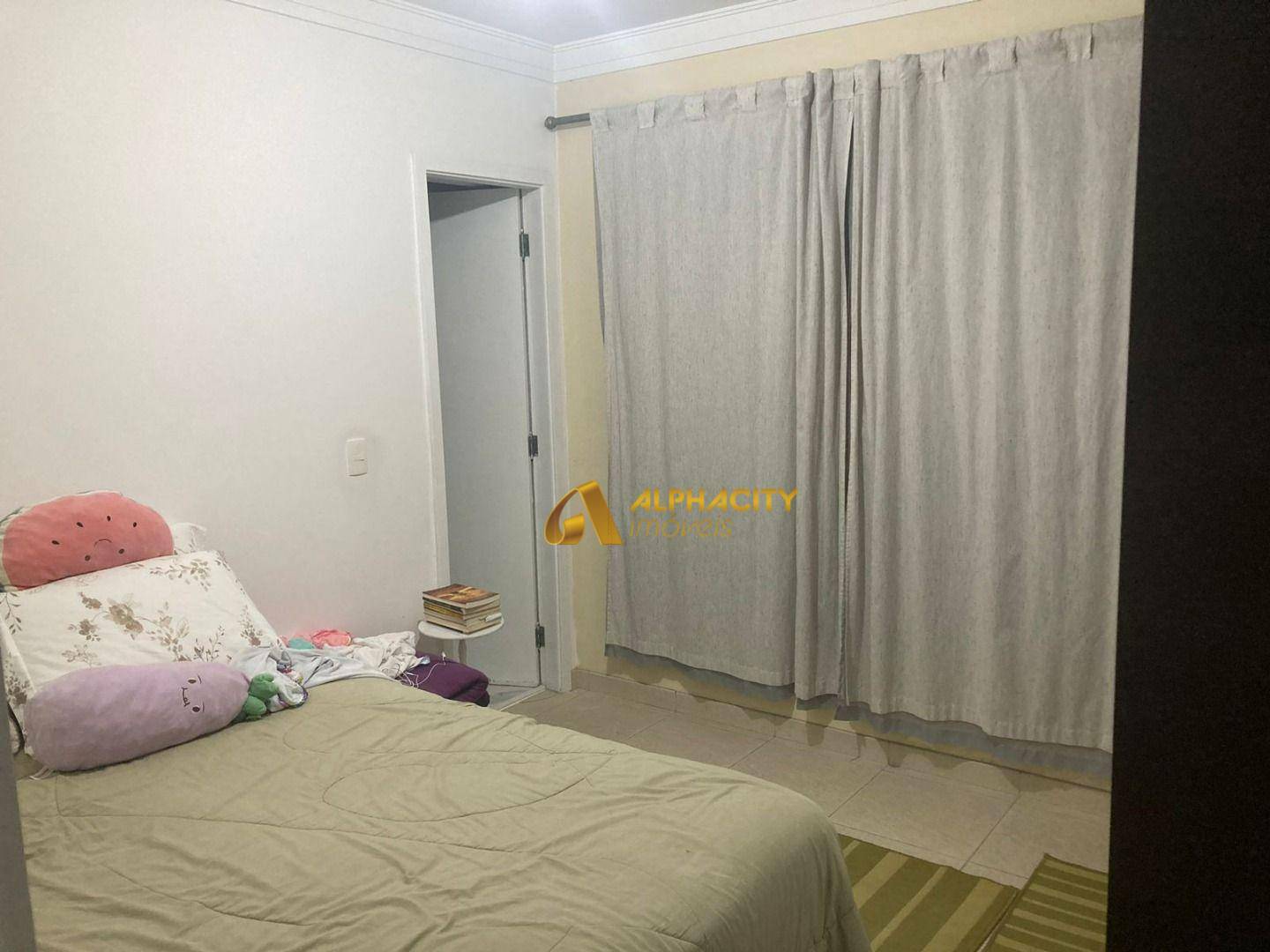 Apartamento à venda com 3 quartos, 99m² - Foto 7