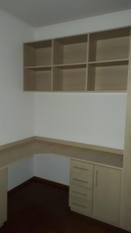 Sobrado à venda e aluguel com 3 quartos, 180m² - Foto 17