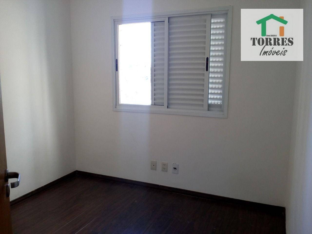 Apartamento à venda com 2 quartos, 65m² - Foto 12