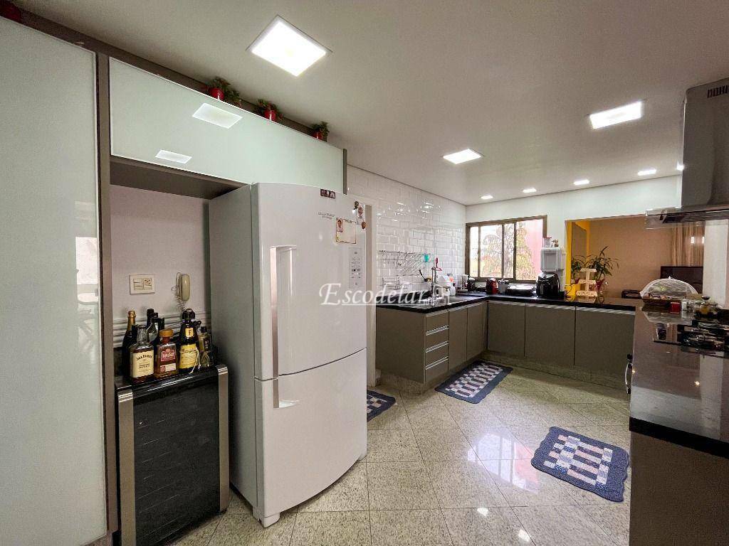 Apartamento à venda com 3 quartos, 200m² - Foto 27