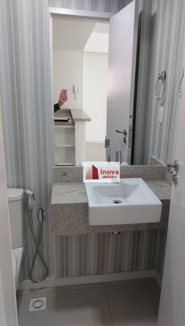 Apartamento para alugar com 2 quartos, 100m² - Foto 10