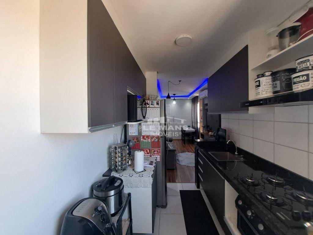 Apartamento para alugar com 2 quartos, 48m² - Foto 4