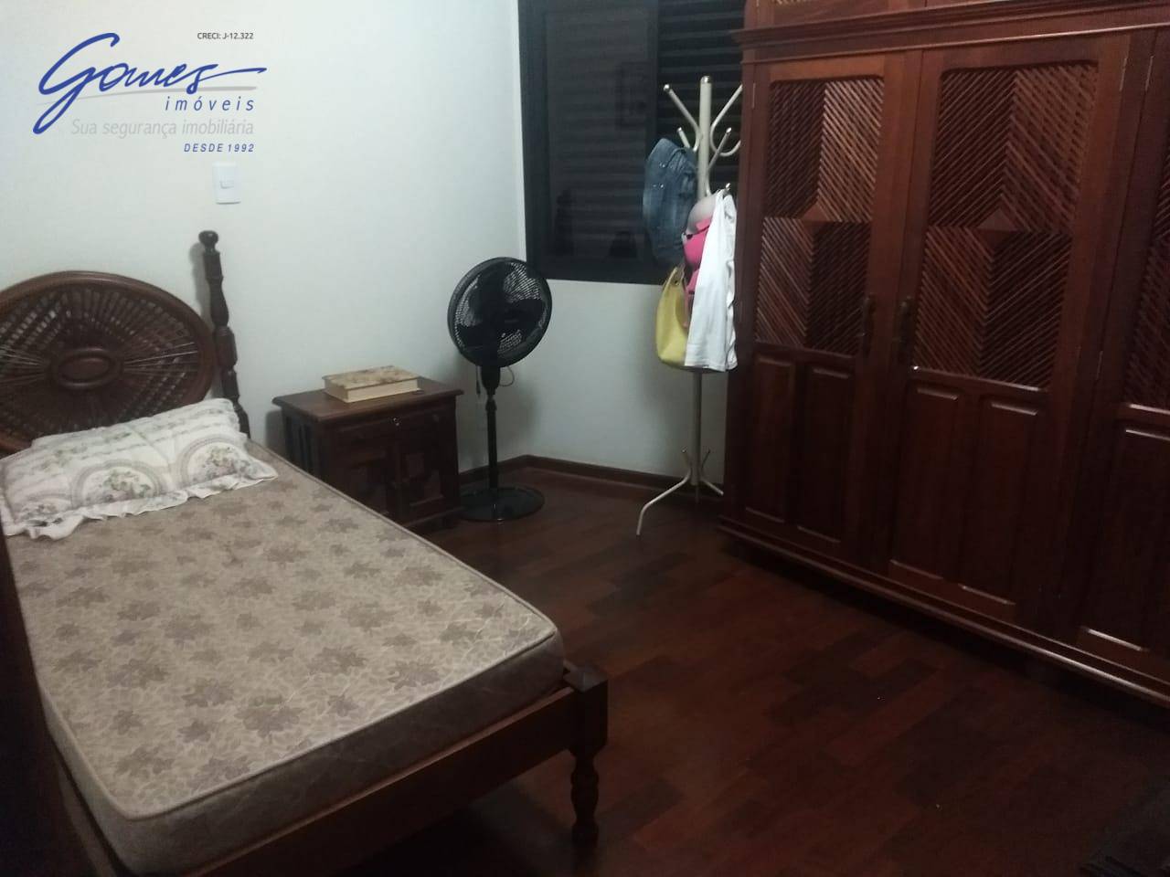 Apartamento à venda com 4 quartos, 200m² - Foto 14