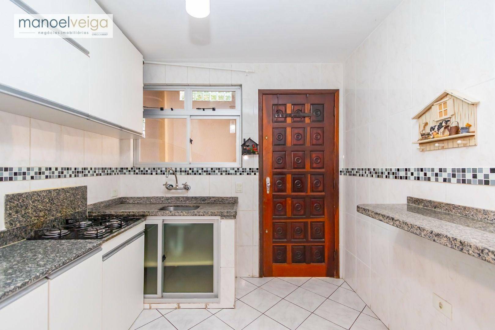 Casa à venda e aluguel com 3 quartos, 110m² - Foto 12