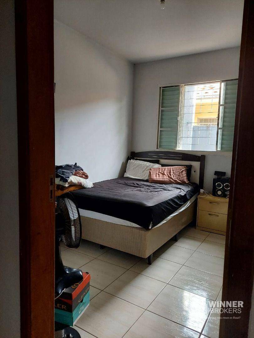 Casa à venda com 3 quartos, 93m² - Foto 11