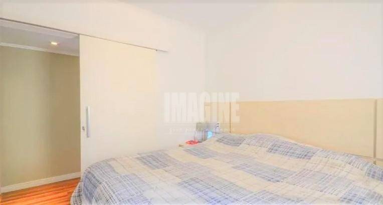 Apartamento à venda com 2 quartos, 70m² - Foto 7