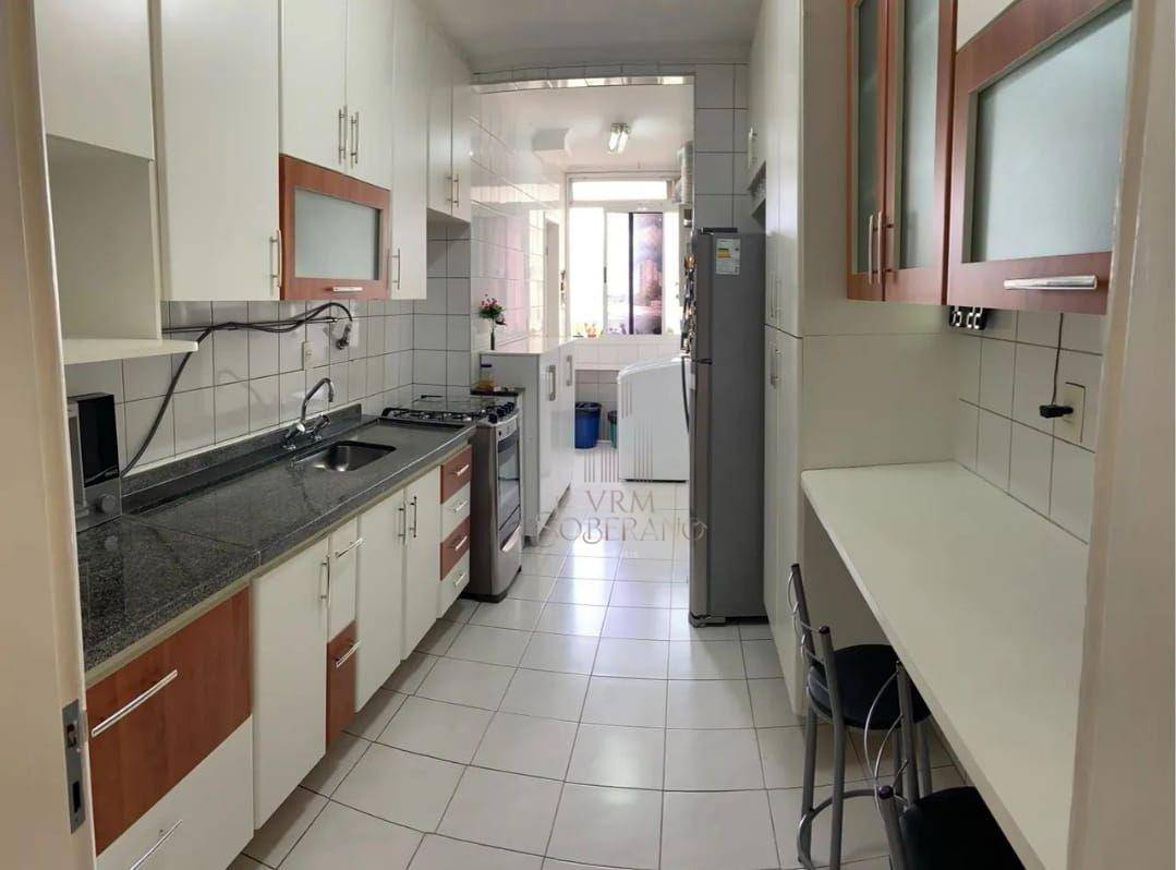 Apartamento à venda com 3 quartos, 87m² - Foto 3