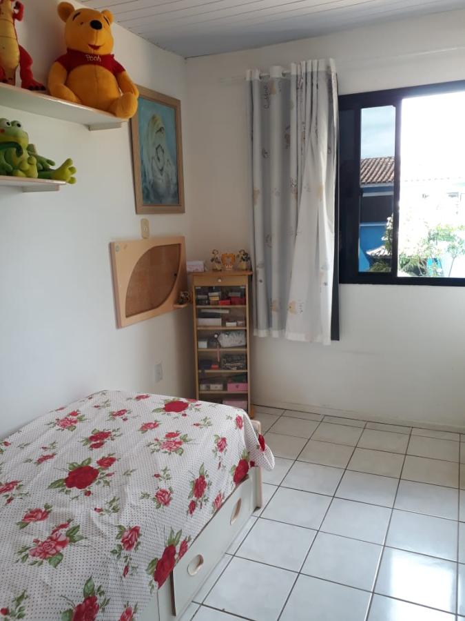 Casa de Condomínio à venda com 5 quartos, 200m² - Foto 16