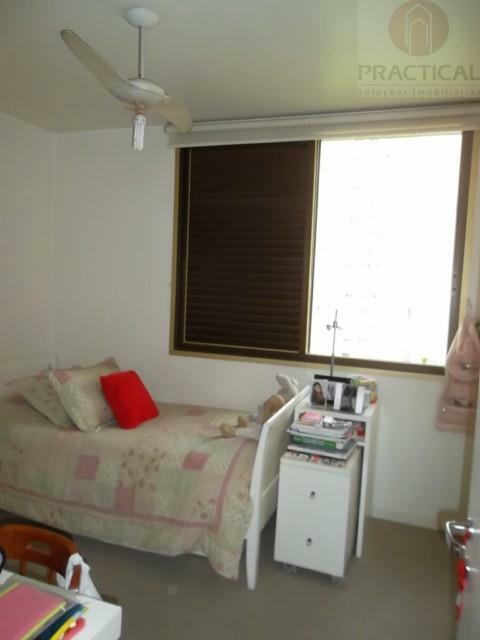 Apartamento à venda com 3 quartos, 204m² - Foto 15