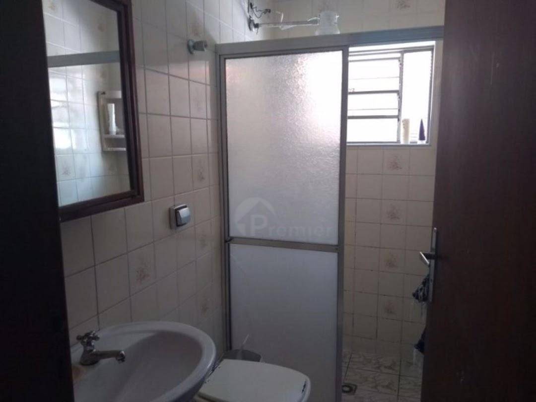 Casa à venda com 3 quartos, 220m² - Foto 16