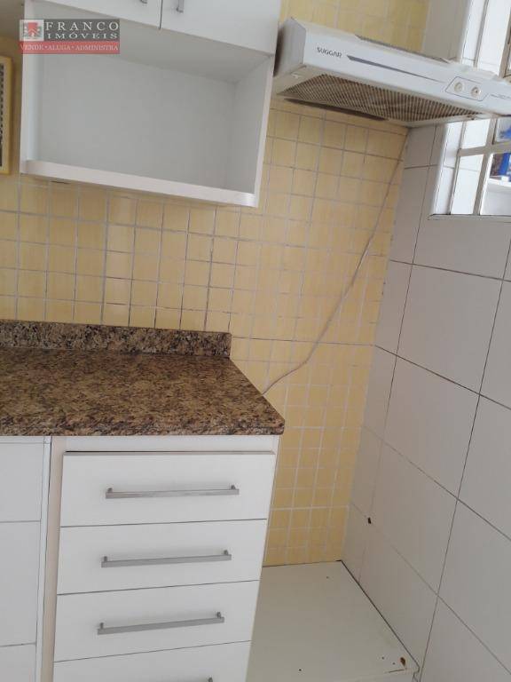 Apartamento à venda com 2 quartos, 60m² - Foto 20