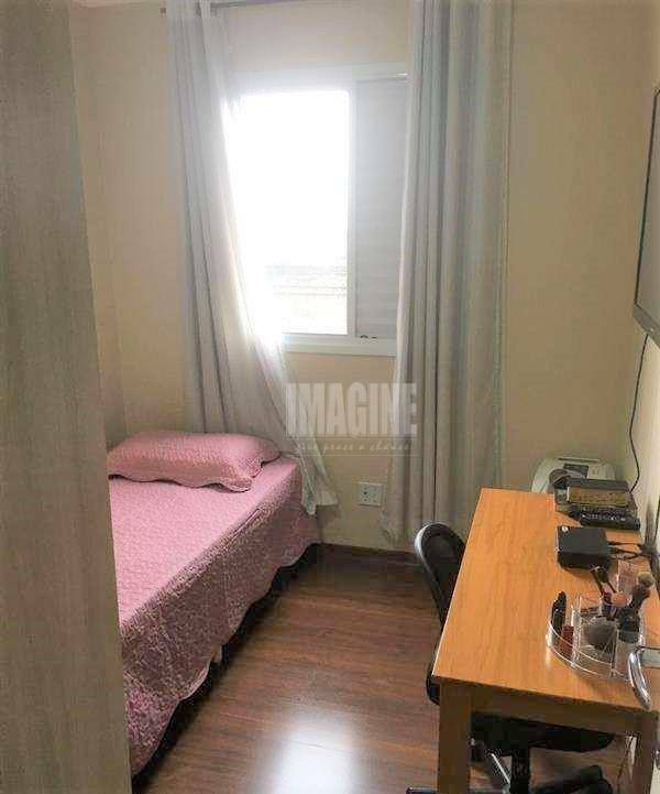 Apartamento à venda com 2 quartos, 64m² - Foto 7