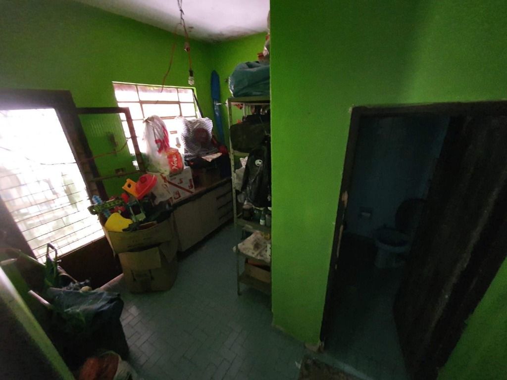 Sobrado à venda com 3 quartos, 200m² - Foto 4