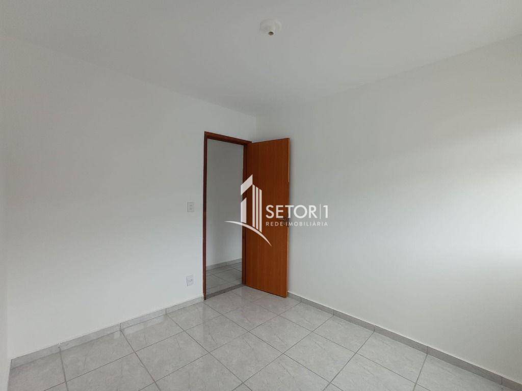 Apartamento para alugar com 2 quartos, 75m² - Foto 13