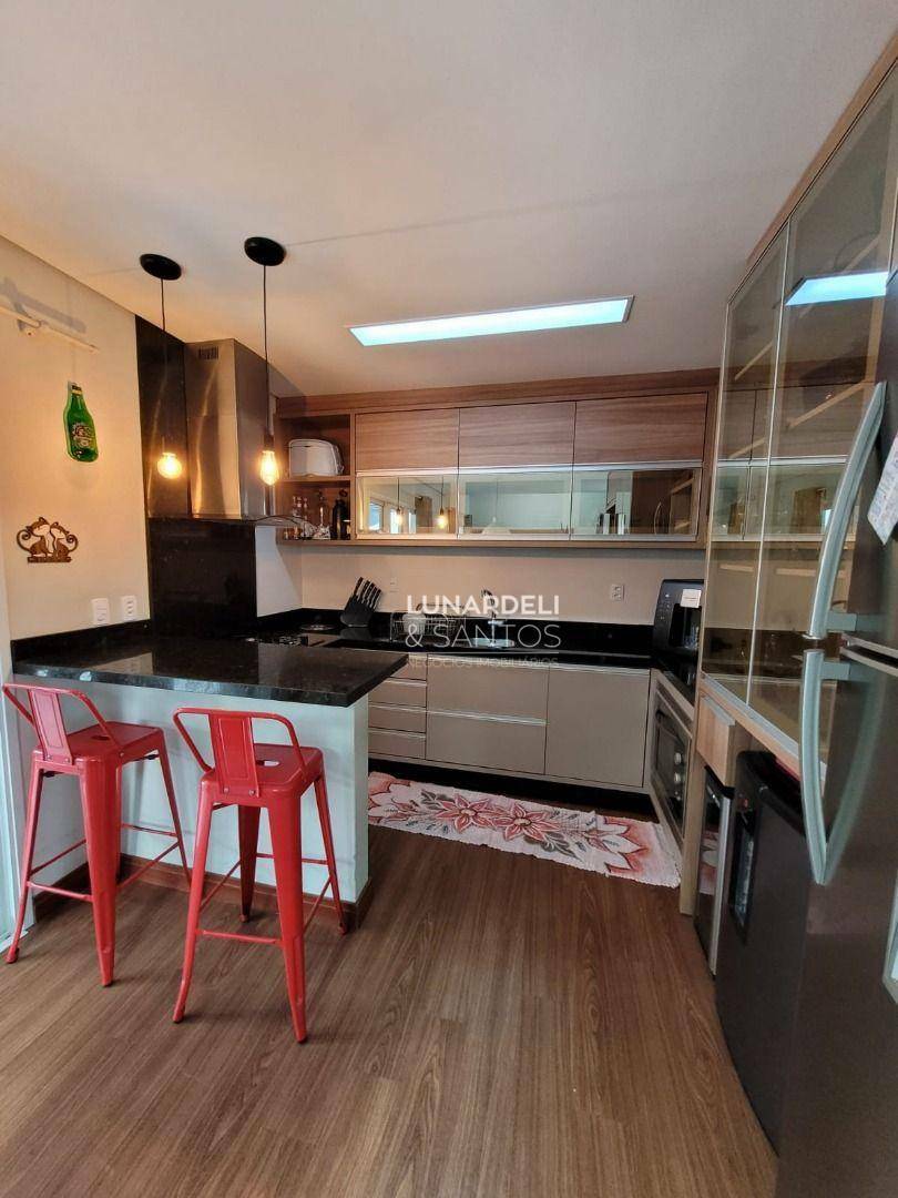 Casa à venda com 3 quartos, 180m² - Foto 9