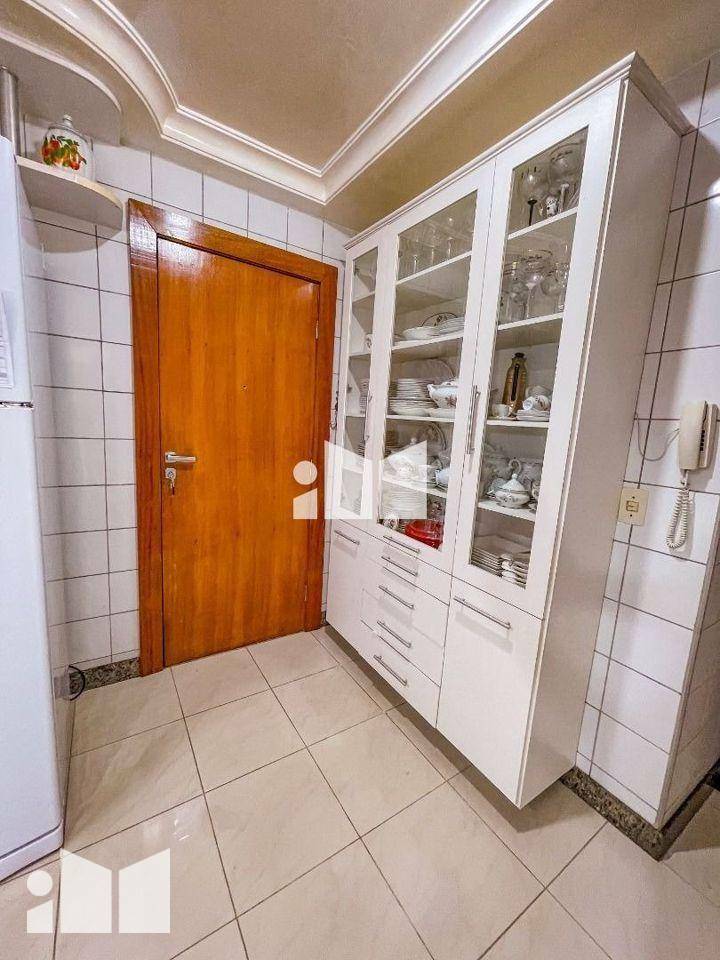 Apartamento à venda com 4 quartos, 222M2 - Foto 23