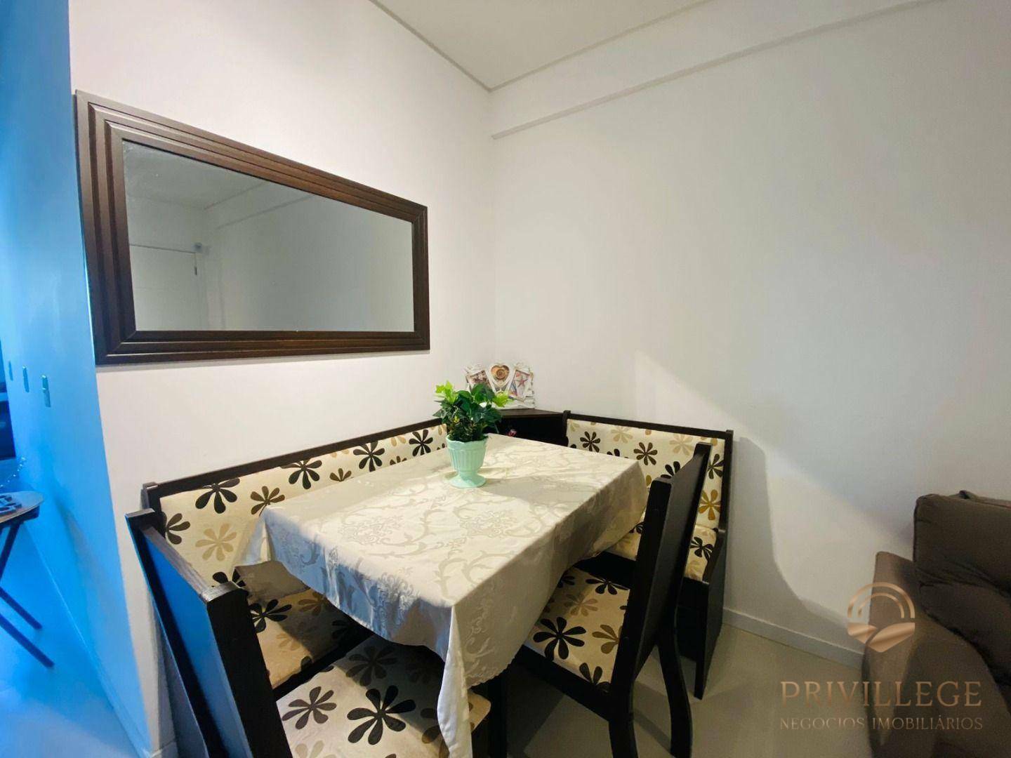 Apartamento à venda com 2 quartos, 75m² - Foto 4