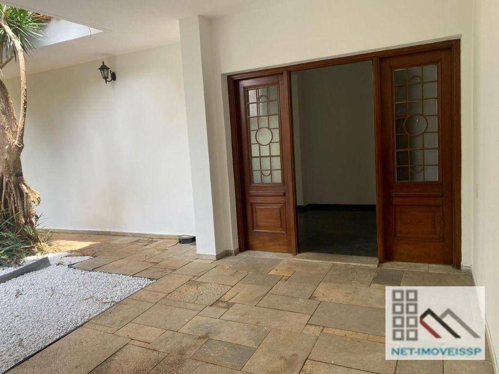 Casa à venda com 4 quartos, 450m² - Foto 4