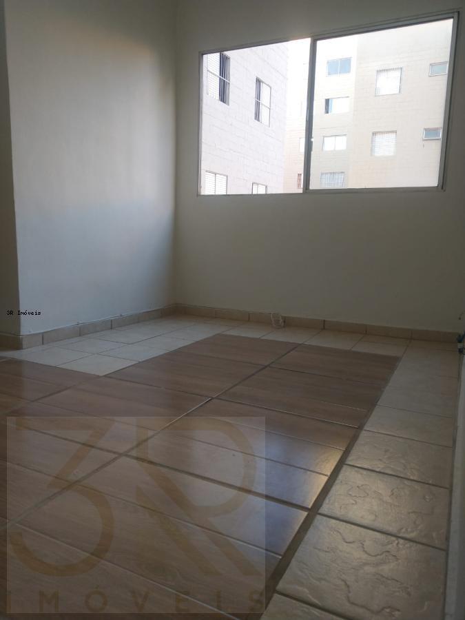 Apartamento para alugar com 2 quartos, 53m² - Foto 4