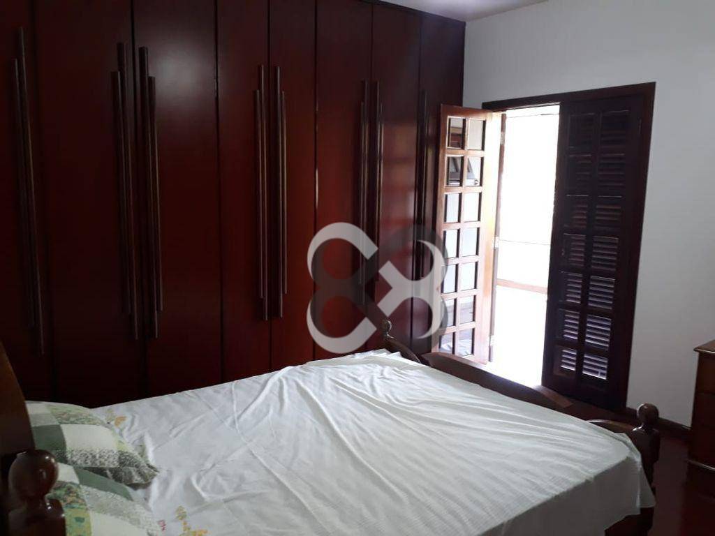 Casa à venda e aluguel com 5 quartos, 421m² - Foto 22