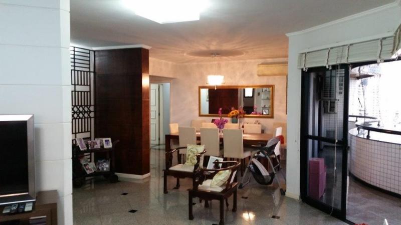 Apartamento à venda com 3 quartos, 230m² - Foto 35