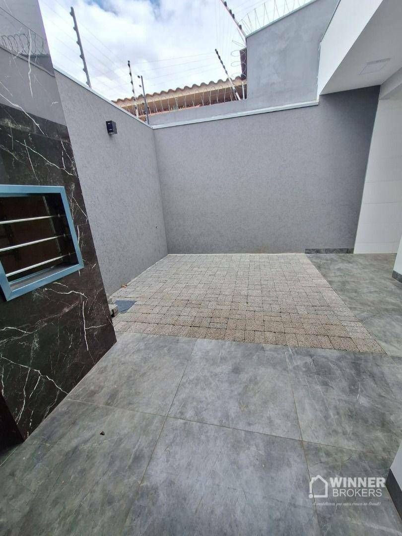 Casa à venda com 3 quartos, 105m² - Foto 25