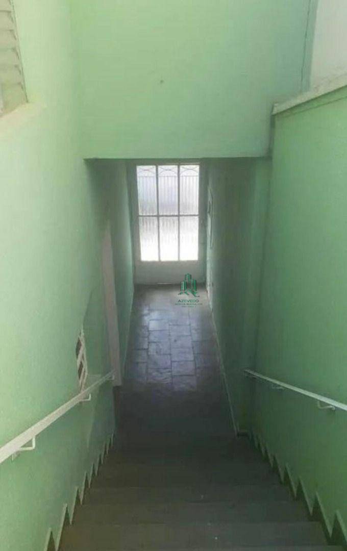 Sobrado à venda com 2 quartos, 150m² - Foto 4