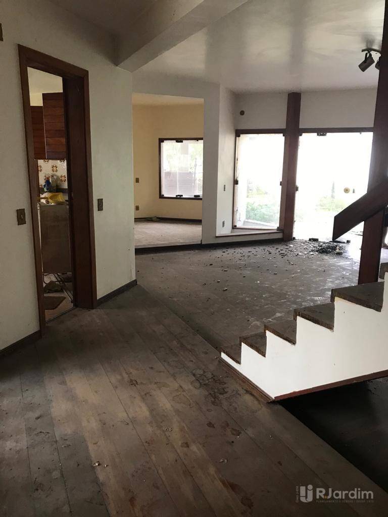 Casa à venda e aluguel com 4 quartos, 561m² - Foto 12