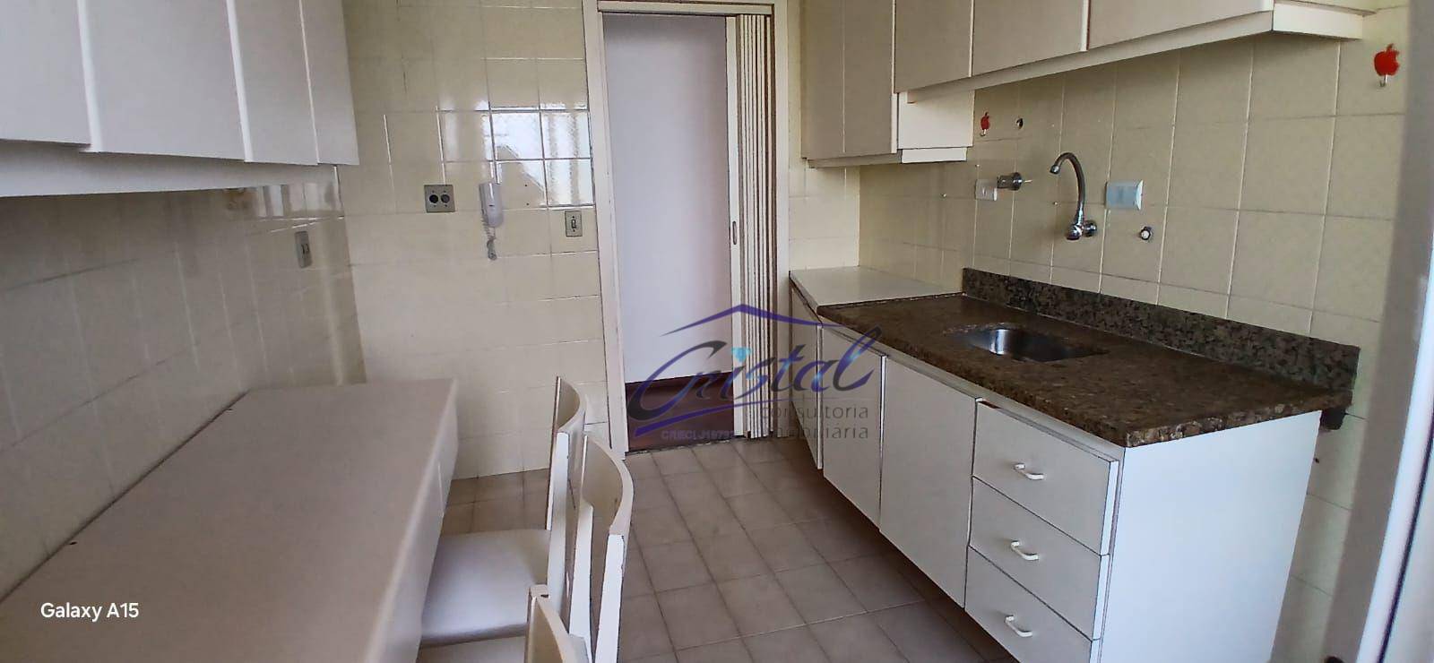 Apartamento à venda com 2 quartos, 68m² - Foto 7