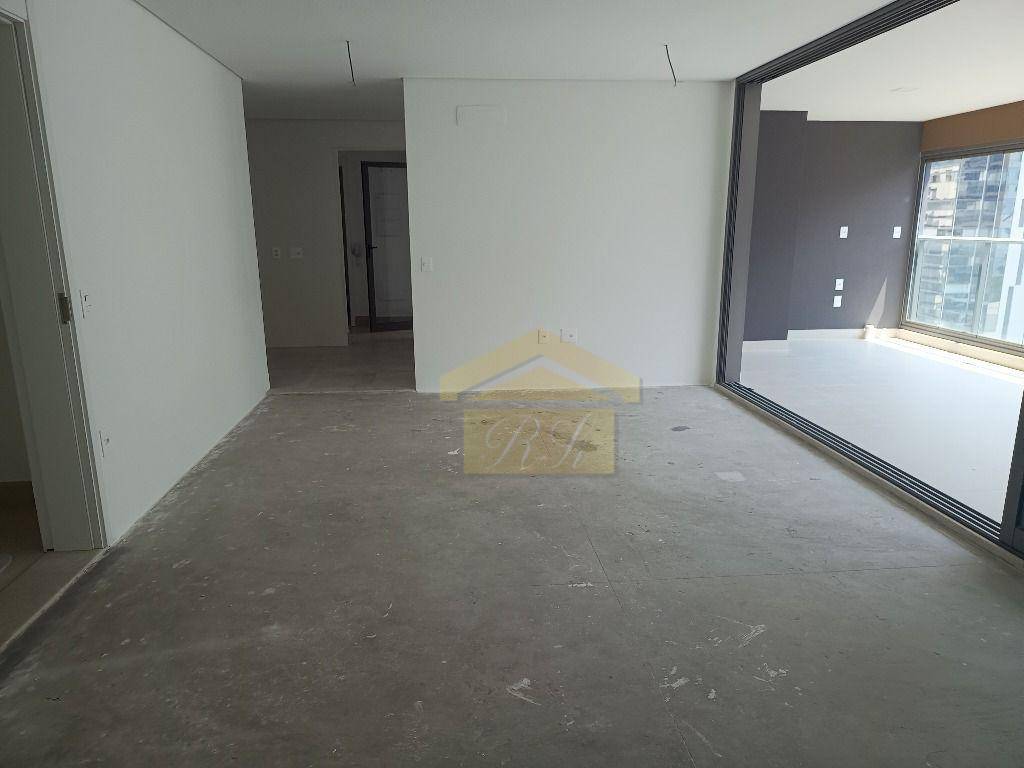 Apartamento à venda com 3 quartos, 143m² - Foto 3