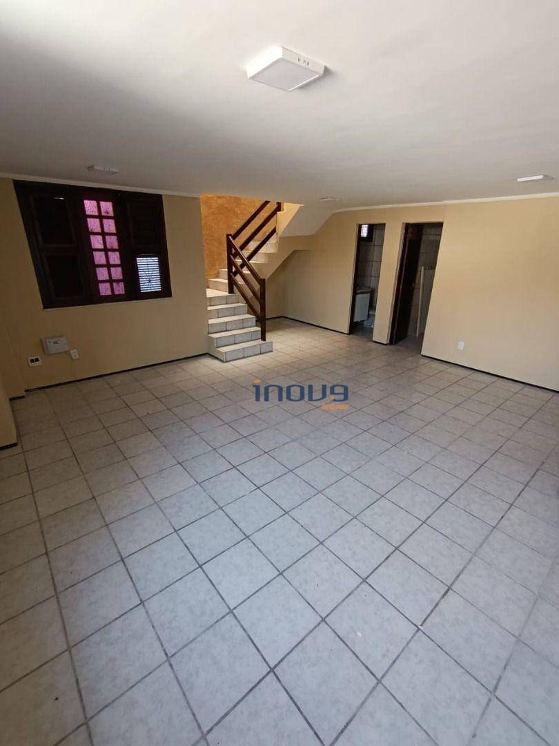 Casa à venda com 3 quartos, 156m² - Foto 11