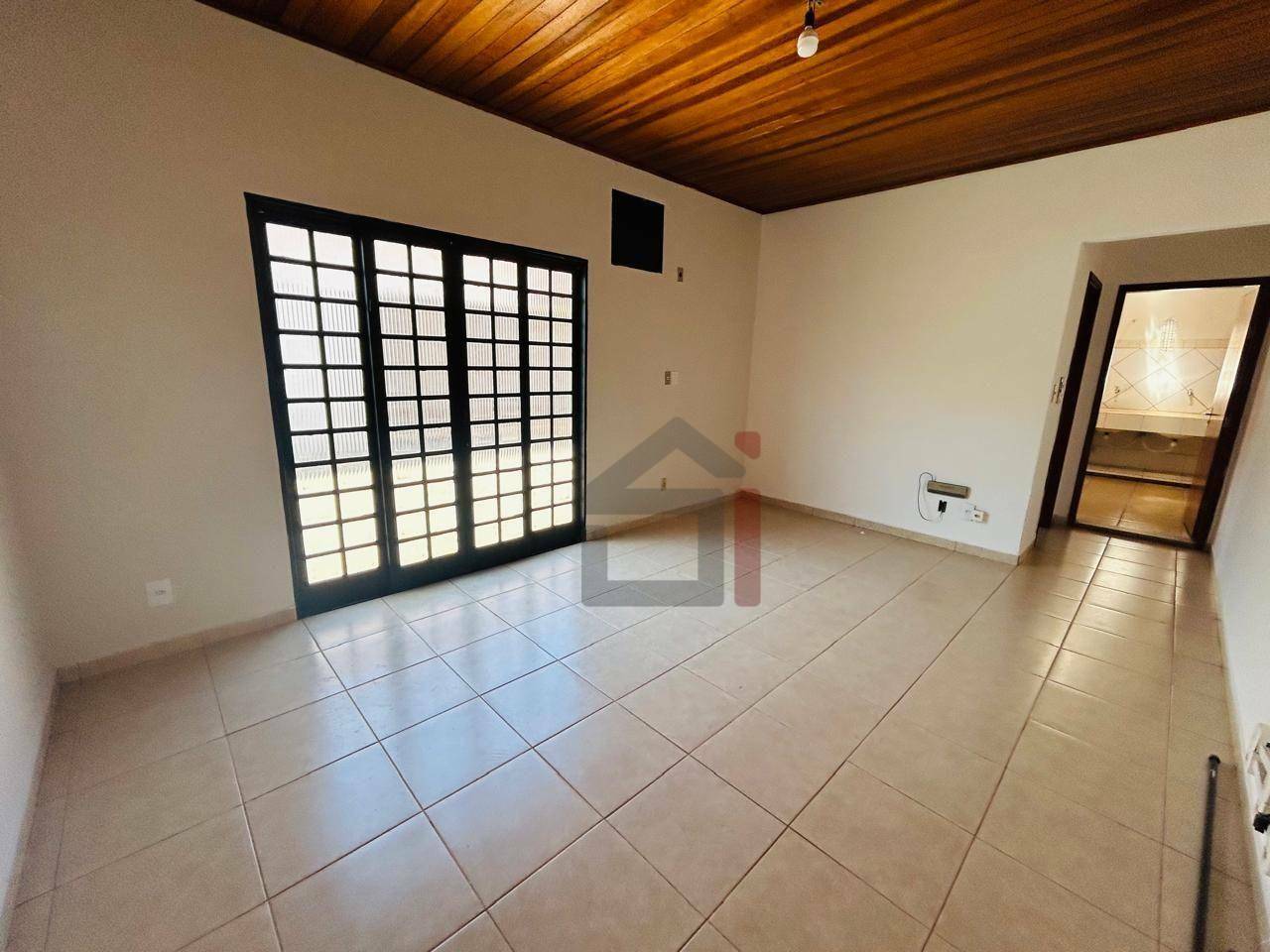 Casa, 3 quartos, 270 m² - Foto 15
