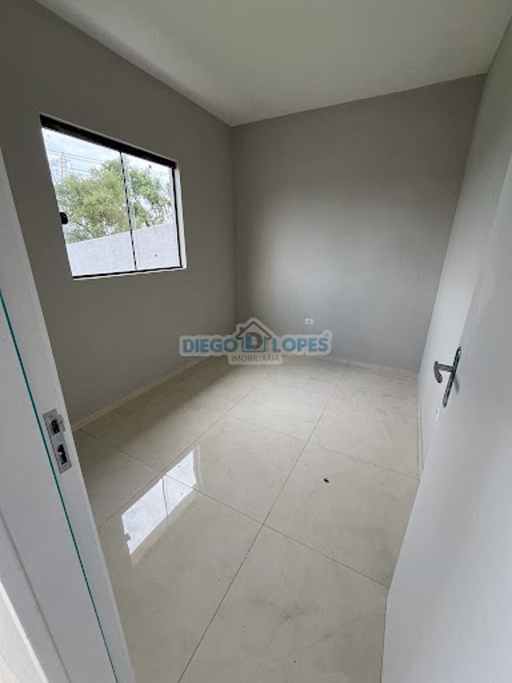 Casa à venda com 2 quartos, 42m² - Foto 4