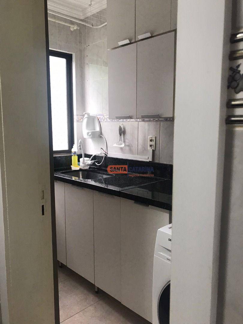 Apartamento à venda com 2 quartos, 58m² - Foto 20