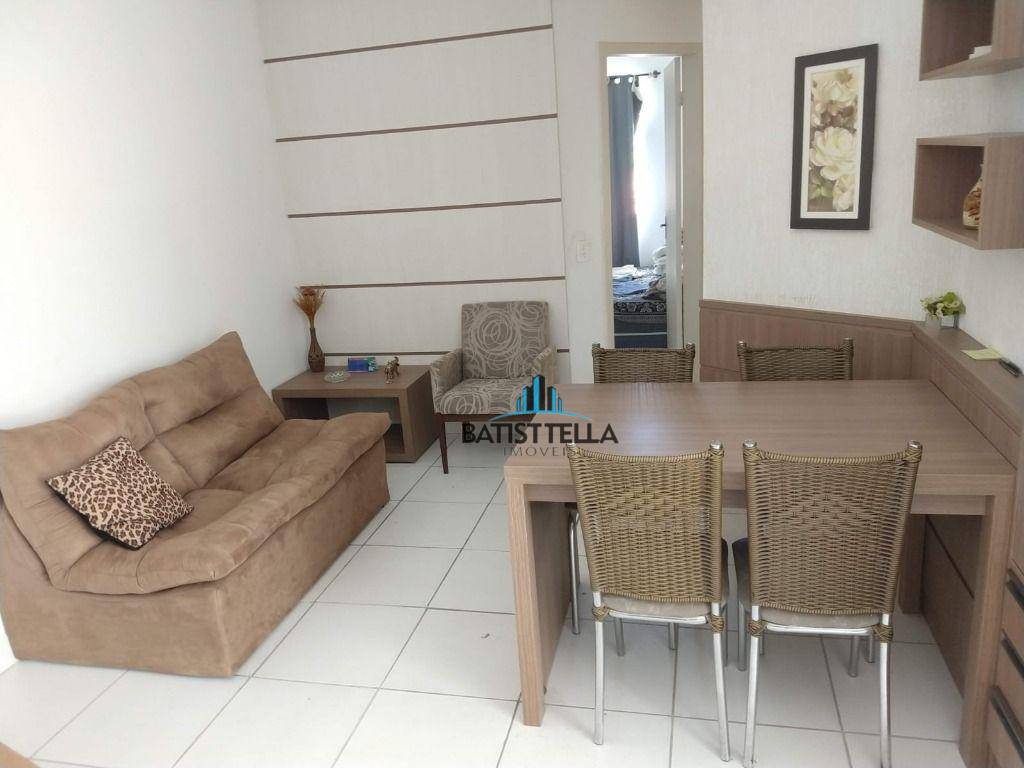 Apartamento à venda com 2 quartos, 67m² - Foto 1